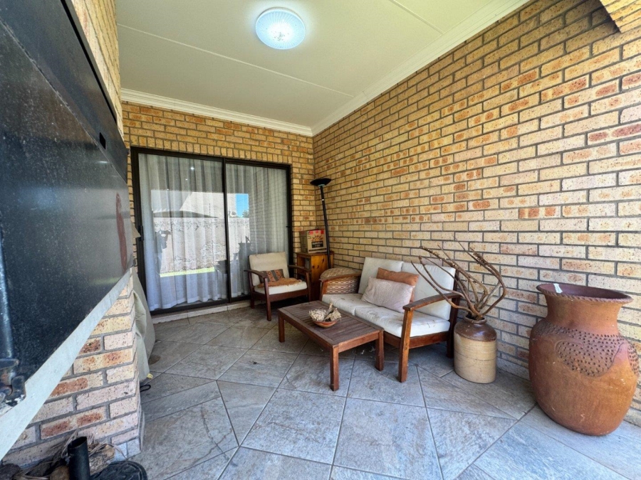 3 Bedroom Property for Sale in Hillcrest Northern Cape